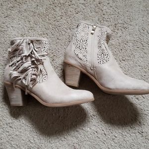 👠Shoe bundle👢 Olivia Miller Booties